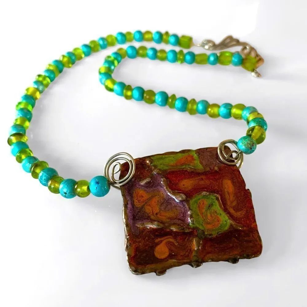 ✨3/$20✨ Handmade Enamel Pendant Necklace